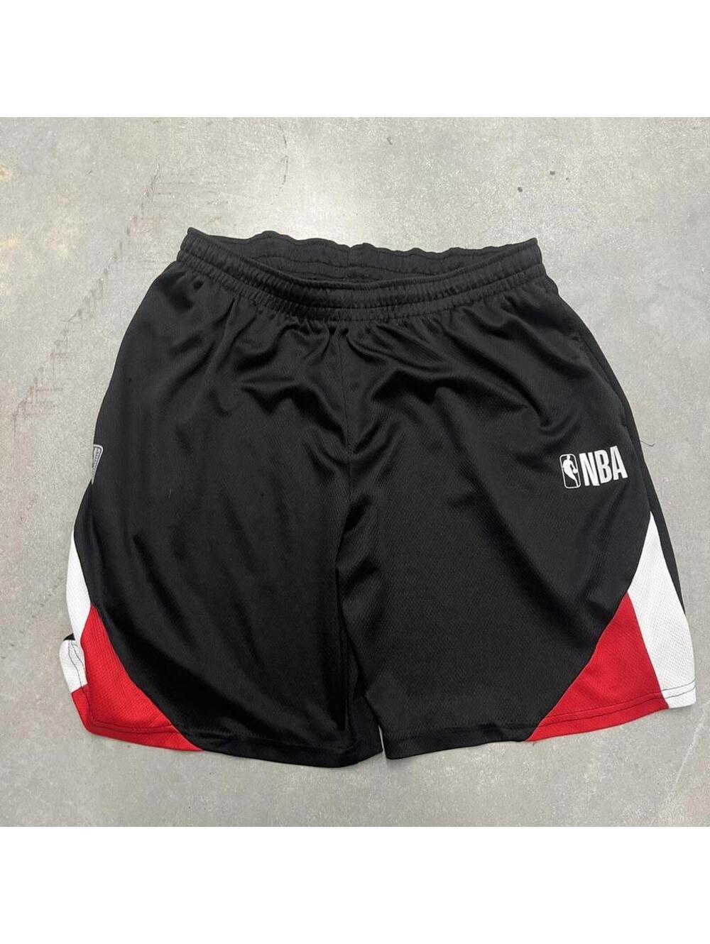 Y2K 2000s NBA Black Red White Basketball Athletic Shorts Mens XL